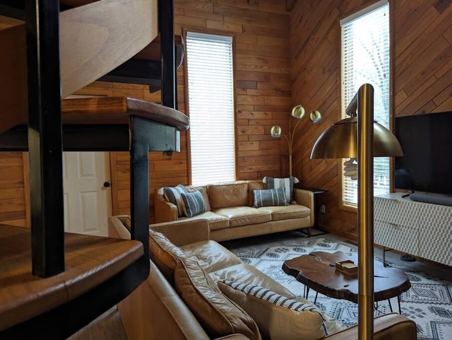 Вилла Base Camp Cortland Экстерьер фото